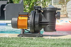 What is the role of the swimming pool filtration pump?